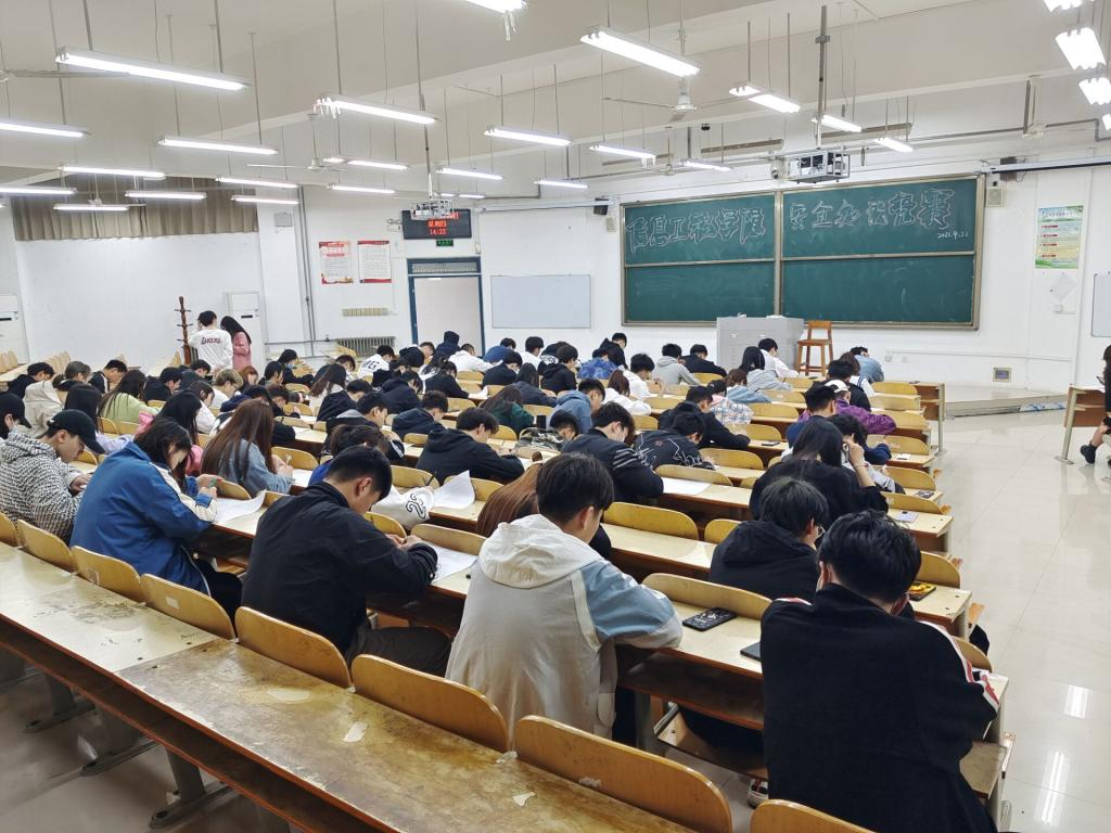 ]_[F2@V@Y42CD06%{0$8DQX